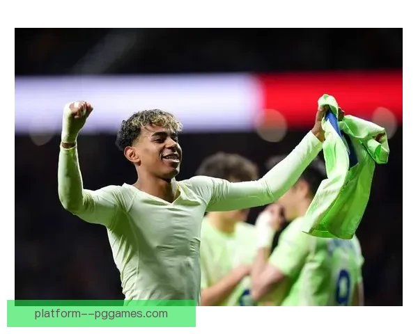 巴塞罗那确认亚马尔大腿拉伤无缘欧战次回合锋线临阵受冲击形势紧